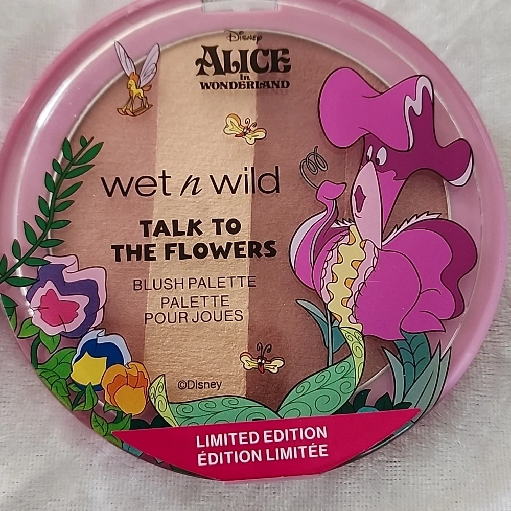 ✨️DISNEY ALICE IN WONDERLAND BRONZER PALLETTE/ BLUSH PALETTE ✨️💕